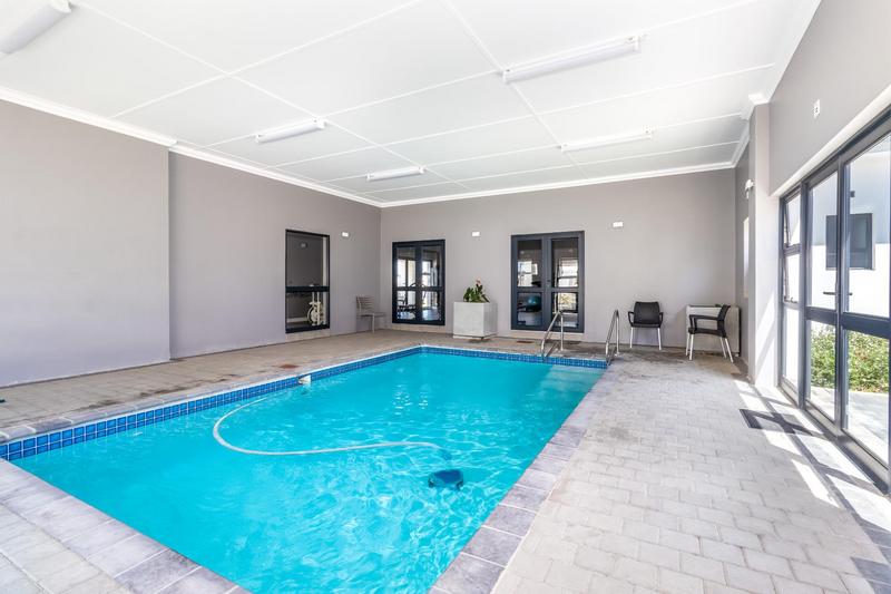 2 Bedroom Property for Sale in Buhrein Western Cape